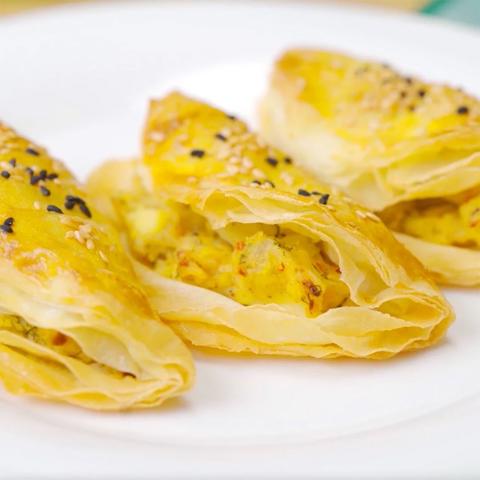 Tereyağlı Patatesli Çıtır Börek